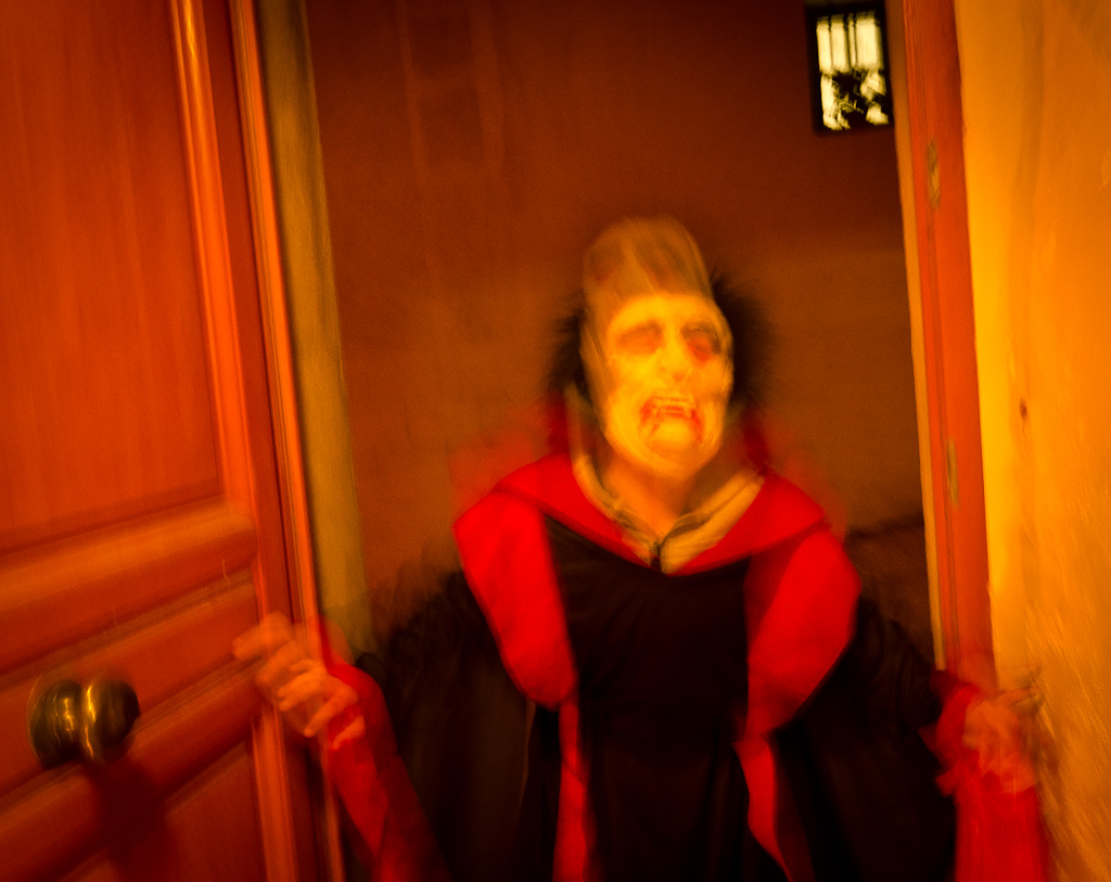 Maury-4258 Halloween Photo