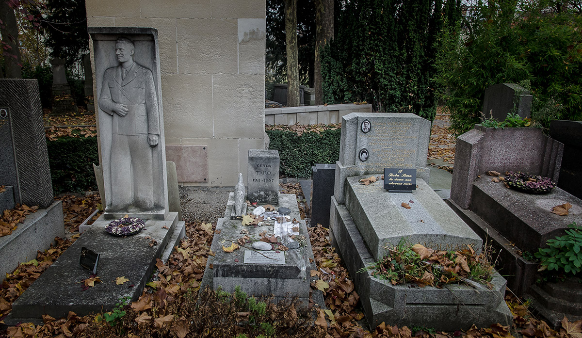 Gerda Taro Grave